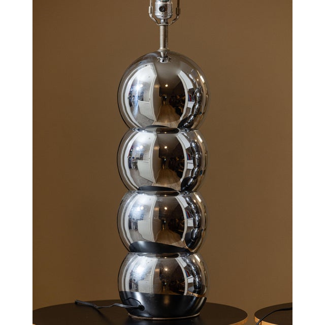 Mid-Century Modern 1970s Chrome Stacked Ball Table Lamps Attributed to George Kovacs - A Pair For Sale - Image 3 of 9