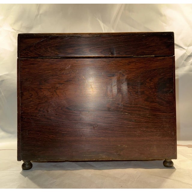 Early 19th Century French or English Tantalus Liquor Cabinet Box For Sale In Los Angeles - Image 6 of 14