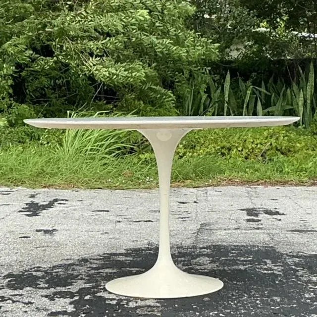 Vintage Eero Saarinen for Knoll Tulip Table For Sale In West Palm - Image 6 of 8