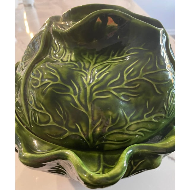Vintage 1976 lidded Cabbage bowl. Perfect for serving or a statement piece.
