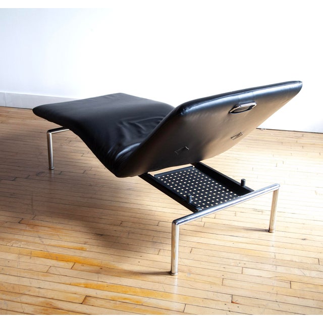 Early 21st Century Italian "Pick-Up" Chaise by Tacchini in Black Leather For Sale - Image 5 of 9