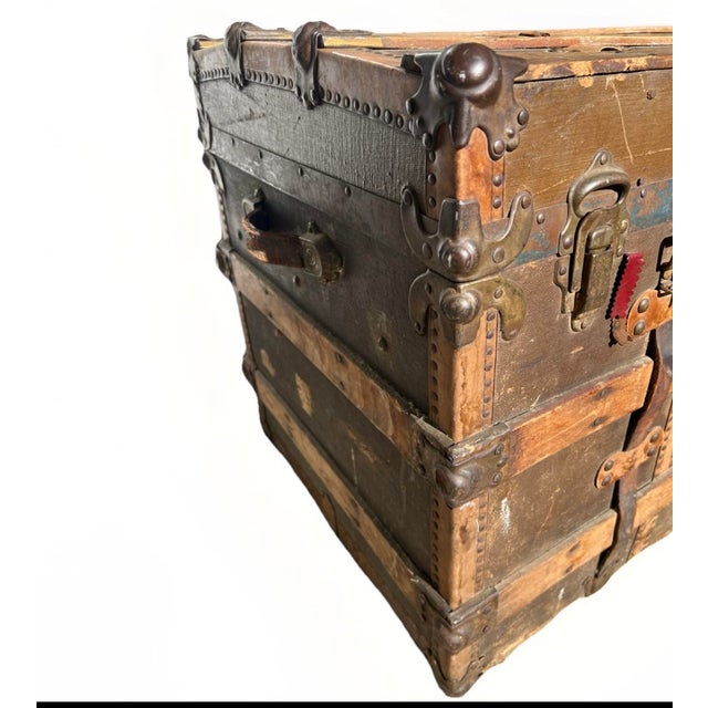 Early 1900s European Antique Travel Trunk With Wood Slats & Metal Hardware For Sale - Image 11 of 12