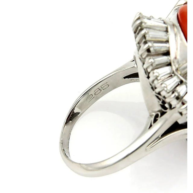 Contemporary Platinum Baguette Diamonds & Coral Cocktail Ring - Size 7.75 For Sale - Image 3 of 7