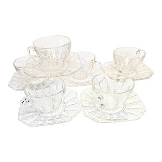 Vintage Coastal Starburst Teaset- Set of Twelve For Sale