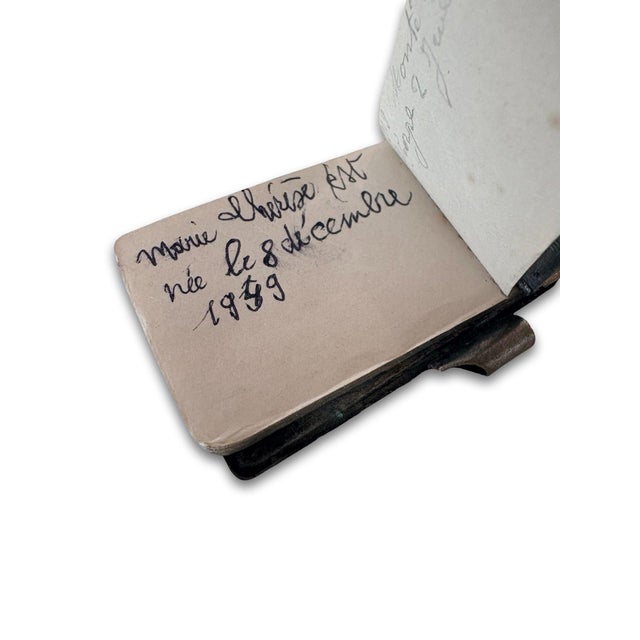 French Antique French Silver-Tone Carnet De Notes With Original Pencil, Thistle and Floral Relief For Sale - Image 3 of 11