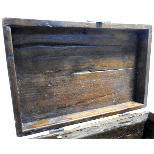 Black 19th Century Hand-Painted Chinese Storage Chest For Sale - Image 8 of 11