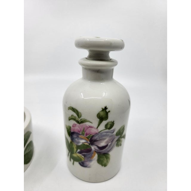 Forest Green Vintage Paris Porcelain Bathroom Set, France, 1950, Set of 3 For Sale - Image 8 of 14