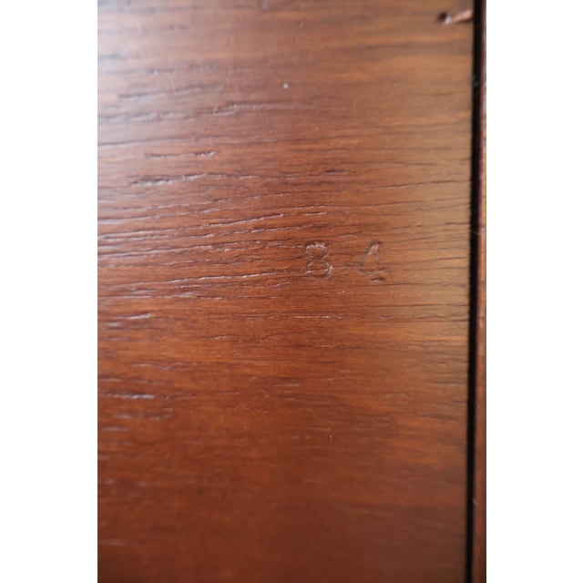 Biggs of Richmond Chippendale Mahogany Bachelor’s Chest With Brass Hardware For Sale - Image 18 of 18