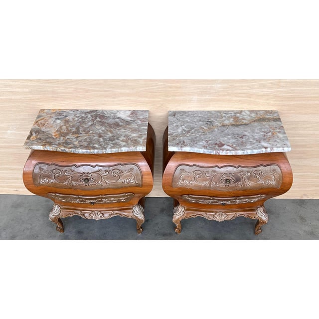 Early 20th Century Pair of Bombé Carved Nightstands with three Drawers and Marble Top, Mariano Garcia For Sale - Image 18 of 18