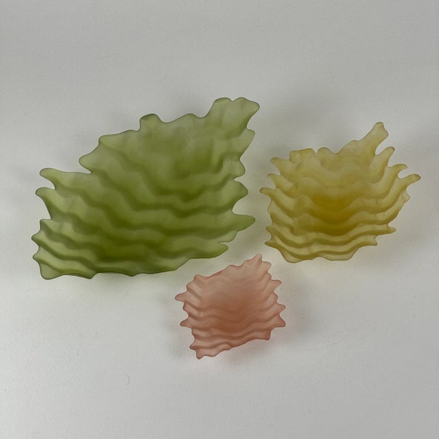 A set of 3 vintage Hudson Beach Glass water bowls in green, yellow, & pink. Beacon, New York’s Hudson Beach Glass was...