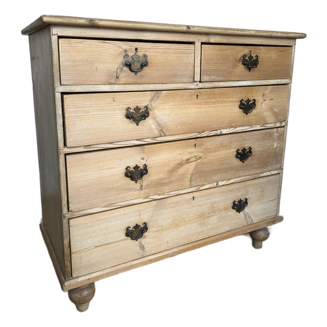 Mid 19th Century English Pine Dresser For Sale