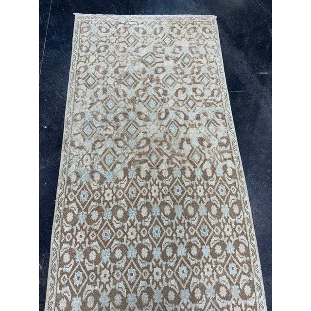 Turkish Vintage Rug 2'10" x 8'3" For Sale - Image 4 of 7
