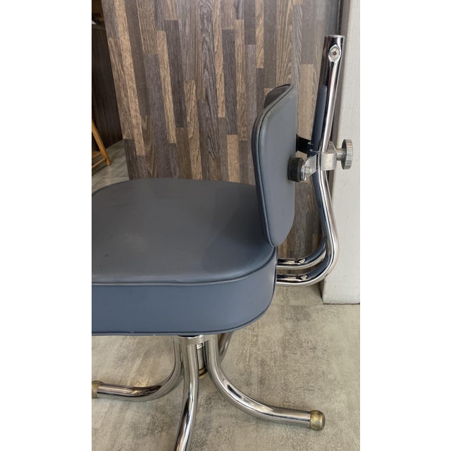 Gray Vintage Swivel Office Chair in Grey Chrome Faux Leather in the style of Roneo, 1950s For Sale - Image 8 of 18