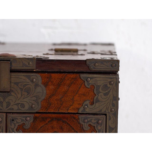 Antique Japanese Kyōdai-Bako Chest For Sale - Image 6 of 15