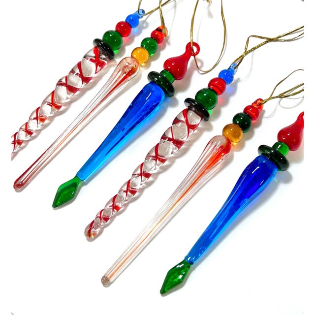 Vintage Hand Blown Glass Icicle Christmas Ornaments – Multicolor Swirl – Set of 6 For Sale - Image 4 of 9