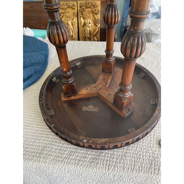 Vintage Kittinger Mahogany Round Side Table – Federal / Colonial Revival Style For Sale - Image 9 of 10