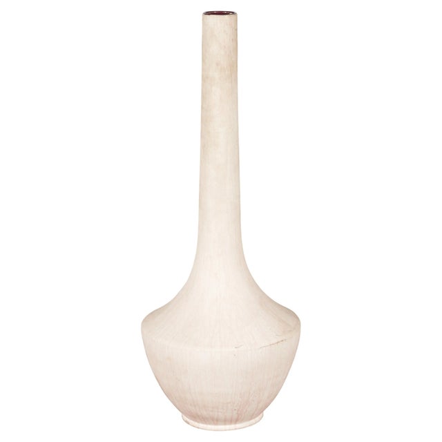 Northern Thai Chiang Mai White Contemporary Vase from the Prem Collection For Sale - Image 13 of 13