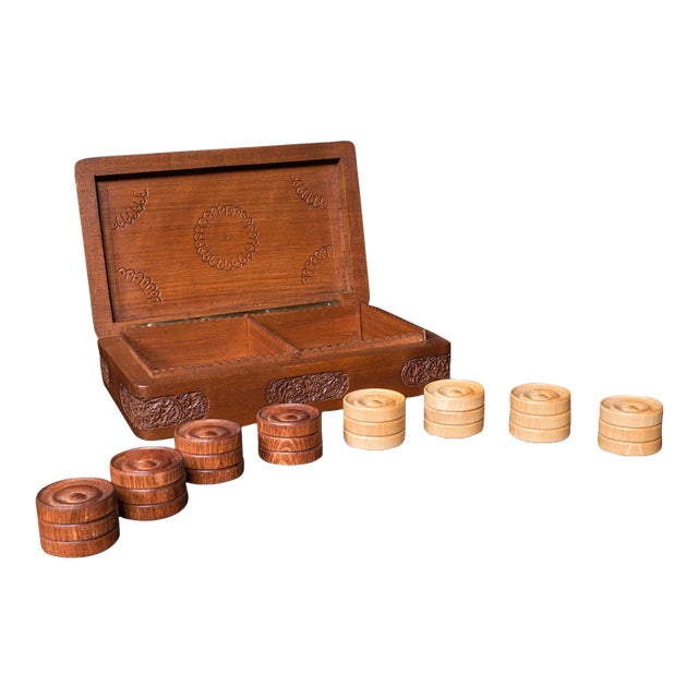 1940s 24 Vintage Art Deco Gentleman's Club Draughts Pieces For Sale