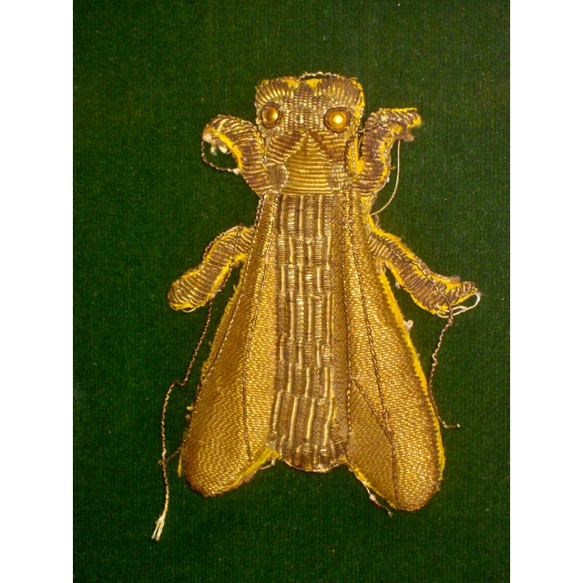 French Early 19th Century Napoleon I Embroidered Gold Bee Frame For Sale - Image 3 of 7