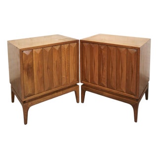 Mid-Century Sculpted Diamond Front Walnut Nightstands, Pair For Sale
