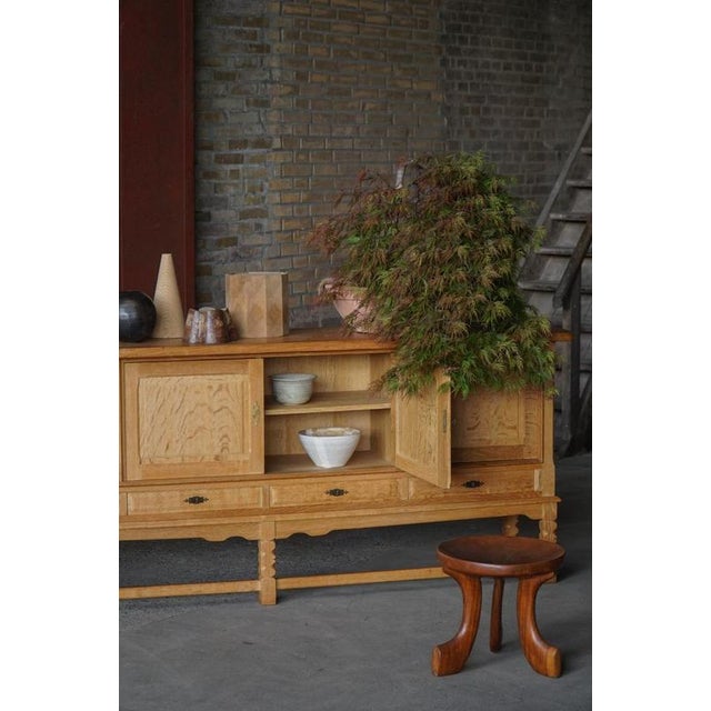 Mid-Century Brutalist Danish Sideboard in Oak by Henning Kjærnulf, 1960s For Sale - Image 3 of 18