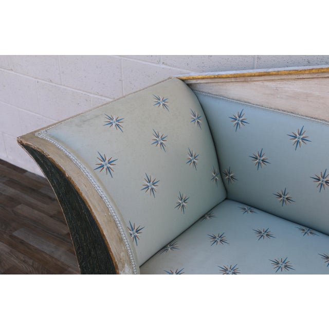 Early 19th Century Swedish Gustavian Neoclassical Sphinx Sofa, Parcel-Gilt For Sale In Los Angeles - Image 6 of 18