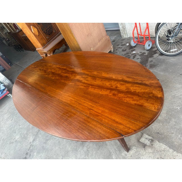 Late 19th Century Rare Georgian Solid Mahogany 10’ X 5’ Large Oval Drop Leaf Irish Wake Table, 19th Century For Sale - Image 5 of 12