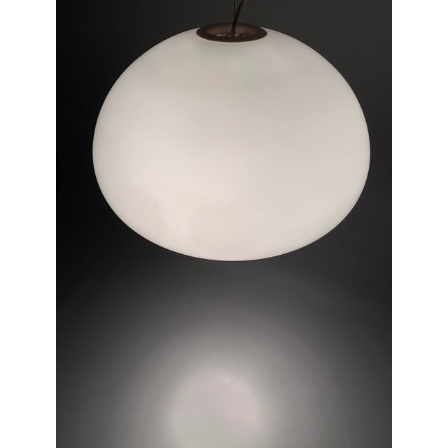Flos Black and White Pendant by Pier Giacomo and Achille Castiglioni for Flos, 1965 For Sale - Image 4 of 14
