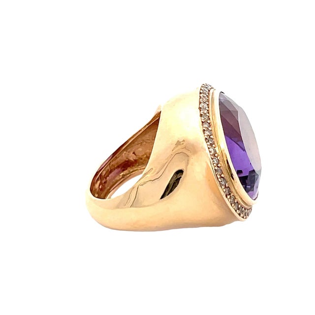 Modern 14k Yellow Gold Oval Amethyst & Diamond Halo Ring, Size 5.5 For Sale - Image 3 of 7