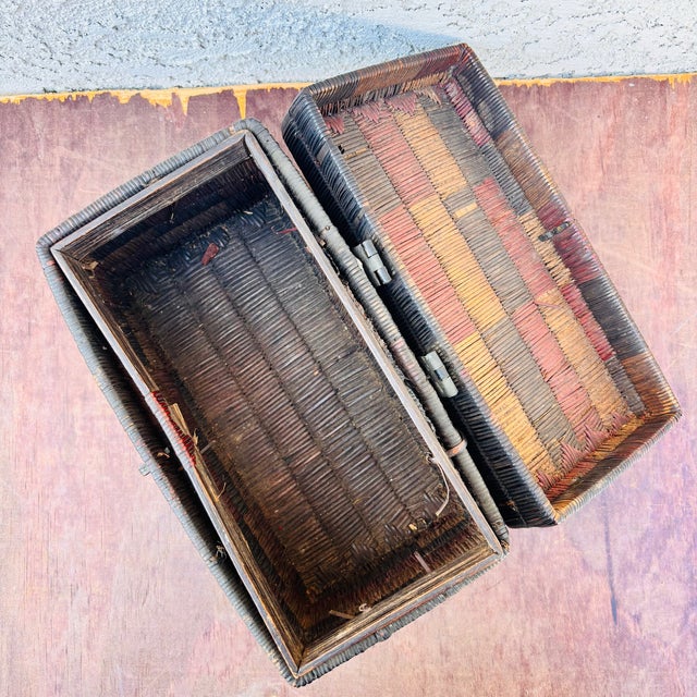 Wood Early 1900s Rustic Rattan Box With Lid For Sale - Image 7 of 13