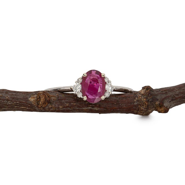 Mozambique Ruby Ring With Natural Diamonds Accents: Solid 14k Gold, Oval 7x5mm For Sale - Image 4 of 10