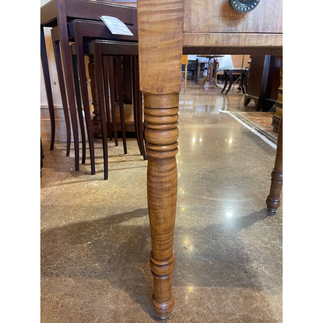 Antique Tiger Maple Drop‑Leaf Work Table, C. 1830 For Sale - Image 9 of 9