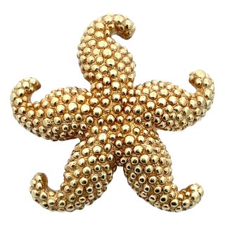 18k Yellow Gold Starfish Pin For Sale