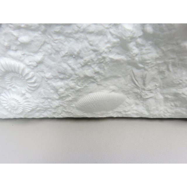 White Bisquit-Porzellan Vase from Ak Kaiser, 1970s For Sale - Image 18 of 18