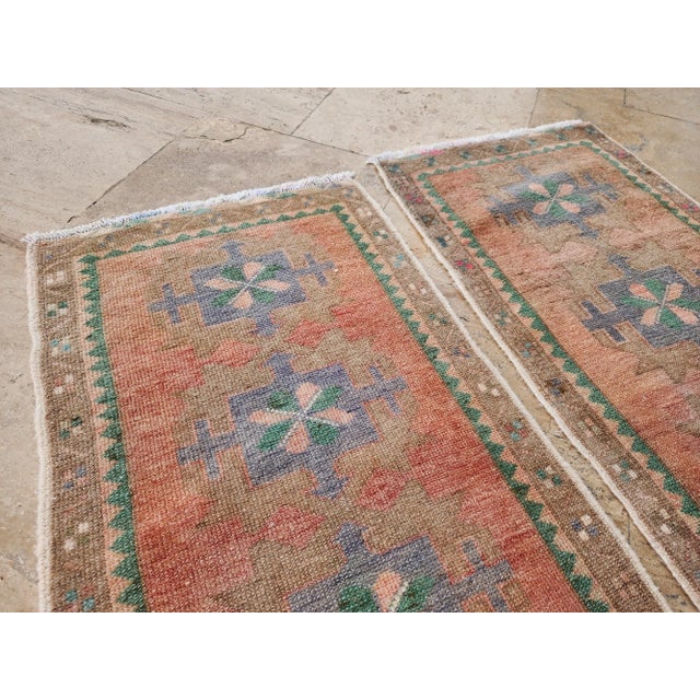 1970s Oushak Wool Hand-Knotted Turkish Rug - a Pair For Sale In Philadelphia - Image 6 of 8