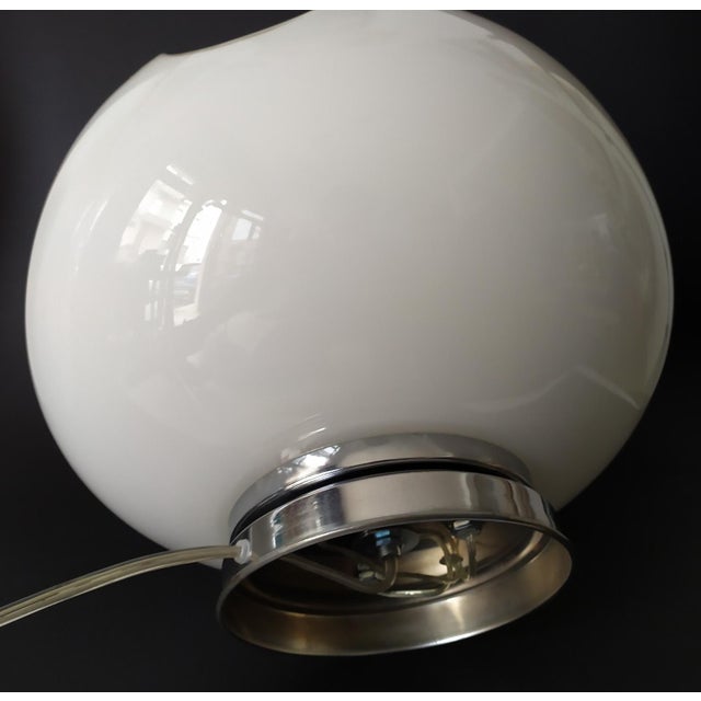 Wave Table Lamp in White Glass by Koch & Lowy for Peill & Putzler, 1970s For Sale - Image 4 of 10