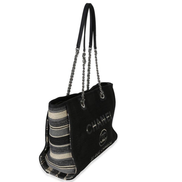 Item #: Z153070 Interior Material: Fabric MSRP: 4,500 Features Interior: One zip pocket. Two slip pockets Dimensions: 13 x...