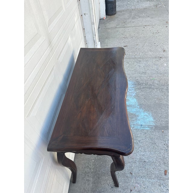 French Provincial Console Table, Louis XV Style Vanity Desk, Vintage Curved Leg Writing Table, Parquet Top Entryway Table, Solid Wood Table For Sale In New York - Image 6 of 12