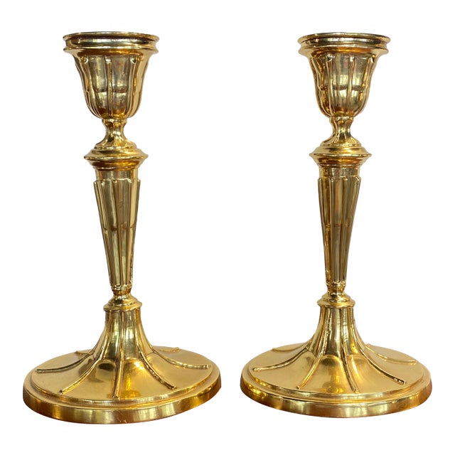 Mid 20th Century Pair of Polished Mottahedeh Brass Candlesticks For Sale
