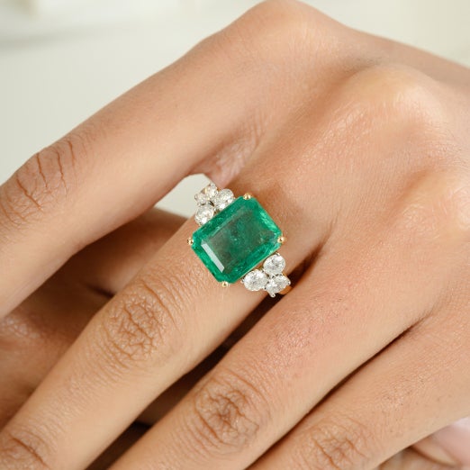 Green 18k Gold Octagon Cut Emerald Cocktail Ring With Real Diamonds Size 6 For Sale - Image 8 of 12