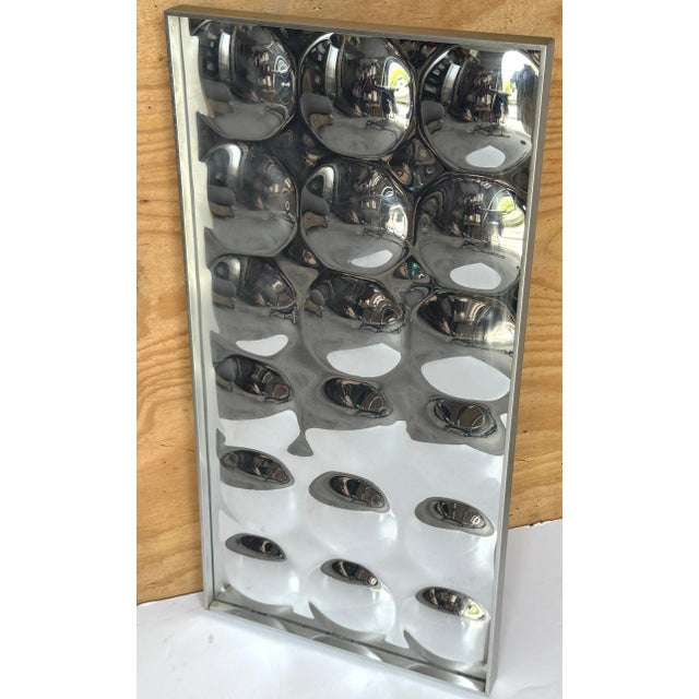 1970s Turner Bubble Mirror in Chrome-Finished Acrylic and Aluminum Frame For Sale - Image 6 of 8