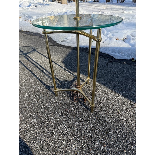 Vintage Mid Century Modern Brass Floor Lamp With Glass Table Attributed to Laurel Lamp Co. For Sale In Philadelphia - Image 6 of 10