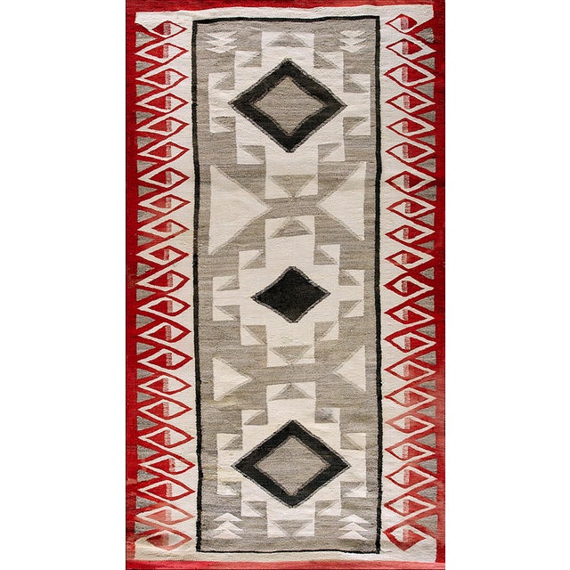 1930s White Gray Diamond Geometric Antique American Navajo Rug 4'9"x 6'9" Flatweave Wool Carpet For Sale - Image 14 of 14