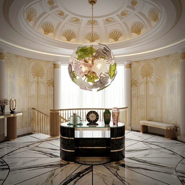 Large multicolored handkerchiefs of glass compose this splendid Murano chandelier. A classic mid-century Sputnik. It...