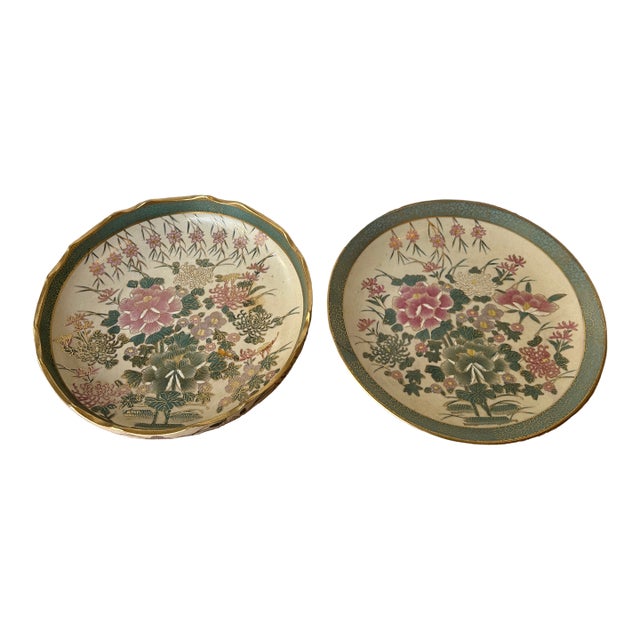1970s Asian Ceramic Pink and Teal Plates With Gold Rims and Floral Accents For Sale