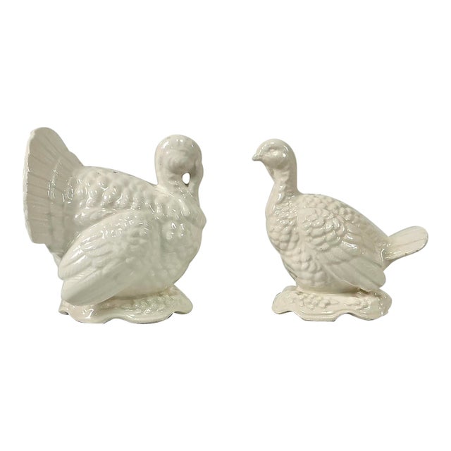 1980s Vintage Arts & Crafts Americana Ceramic Thanksgiving Turkey Salt & Pepper Shakers - A Pair For Sale