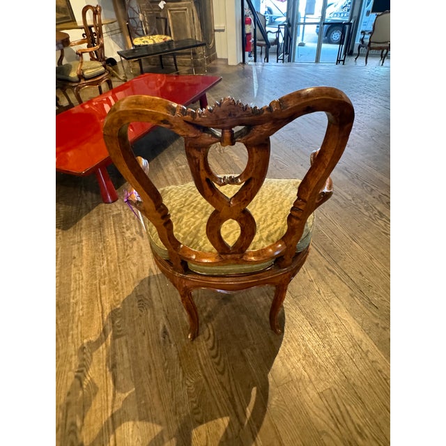 Traditional Mid 19th Century Antique Dining Chairs- Set of 4 For Sale - Image 3 of 10