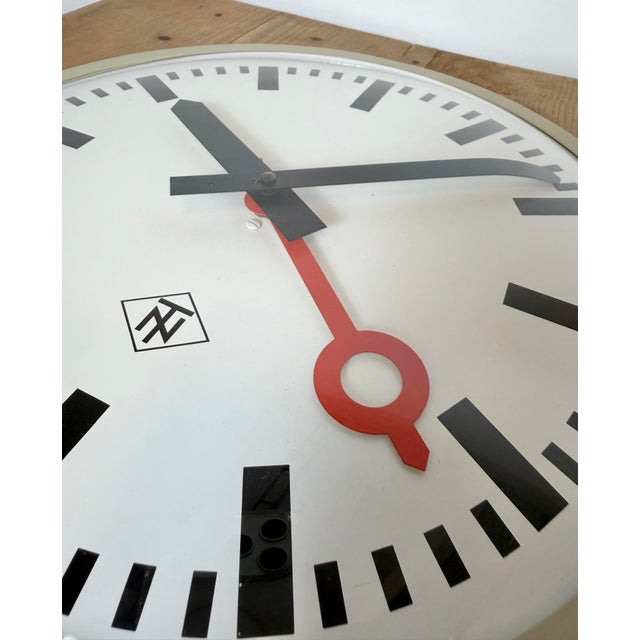 Grey Industrial Wall Clock from TN, 1960s For Sale - Image 12 of 18