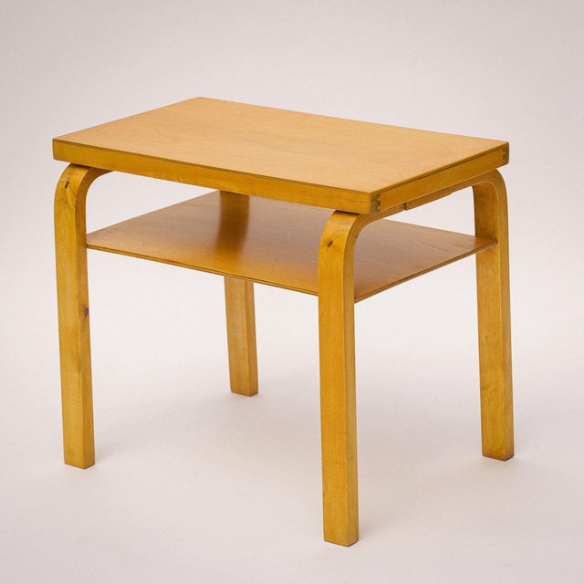 A86 Radio Table by Alvar Aalto for Artek, 1930s, in Very Good conditions. Designed 1920 to 1949 This piece has an...
