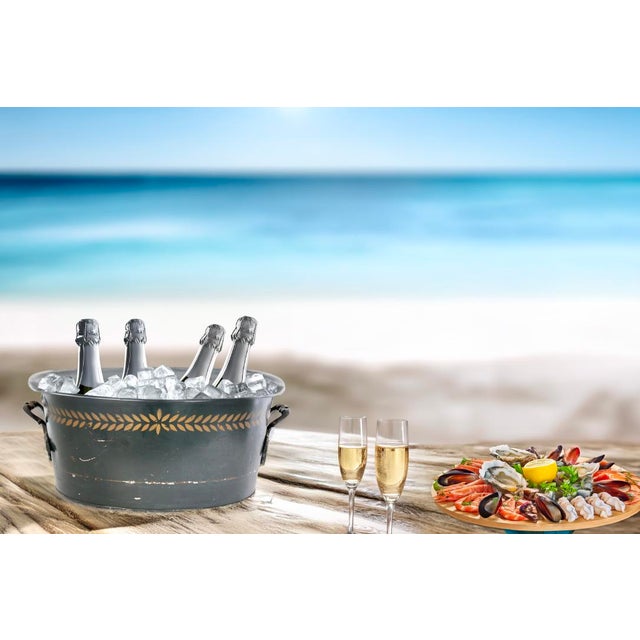 Metal Antique Americana Metal Tole Ware Tub For Sale - Image 7 of 8